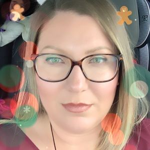 Meet your Posher, Cynthia